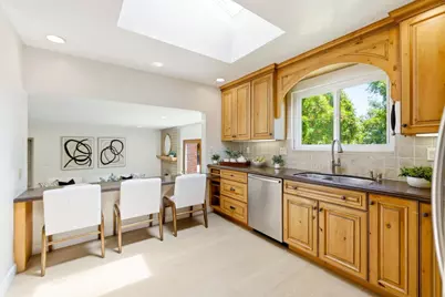 40220 Hacienda Ct, Fremont, CA 94539 - Photo 18