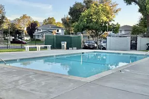 1327 Scossa Ave 4, San Jose, CA 95118 - Photo 30
