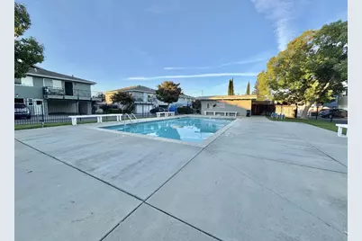 1327 Scossa Ave 4, San Jose, CA 95118 - Photo 32