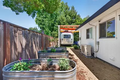 2534 Dumbarton Ave, San Jose, CA 95124 - Photo 42