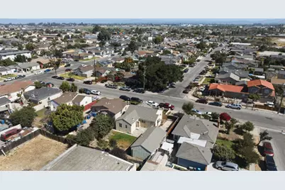 818 East St, Salinas, CA 93905 - Photo 36