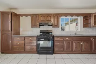 818 East St, Salinas, CA 93905 - Photo 10