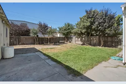 818 East St, Salinas, CA 93905 - Photo 24