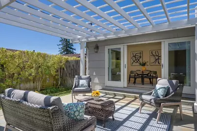 947 Glennan Dr, Redwood City, CA 94061 - Photo 26