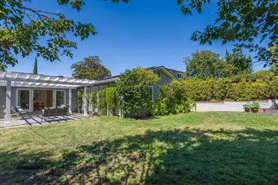 947 Glennan Dr, Redwood City, CA 94061 - Photo 28
