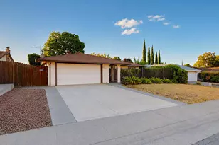 4720 Oak Ford Way, Sacramento, CA 95842 - Photo 2