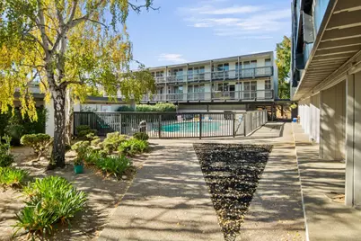 1775 Marco Polo Way, Burlingame, CA 94010 - Photo 6