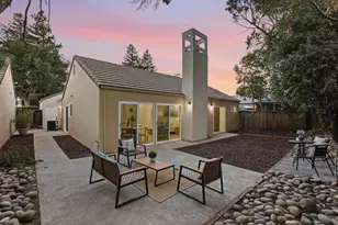 1385 Kelly Park Cir, Morgan Hill, CA 95037 - Photo 40