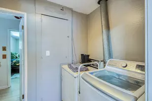 454 Paradise Rd, Salinas, CA 93907 - Photo 14