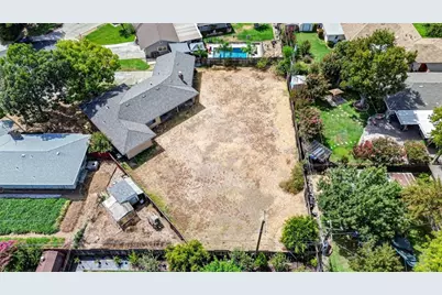 2724 Doris Ct, Carmichael, CA 95608 - Photo 38