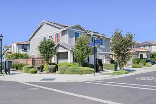 305 E Forsythia Way, Mountain House, CA 95391 - Photo 2