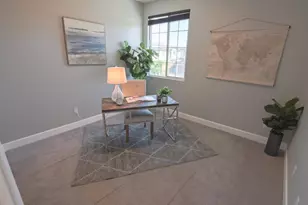 305 E Forsythia Way, Mountain House, CA 95391 - Photo 8