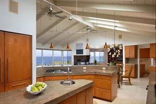 1209 Ocean View Blvd, Pacific Grove, CA 93950 - Photo 10