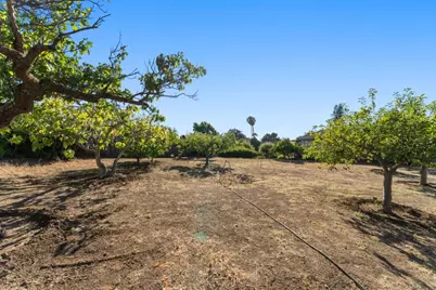 11081 Enchanto Vista Dr, San Jose, CA 95127 - Photo 4