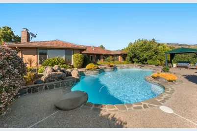 11081 Enchanto Vista Dr, San Jose, CA 95127 - Photo 32