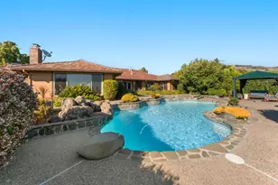 11081 Enchanto Vista Dr, San Jose, CA 95127 - Photo 32