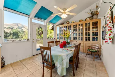 11081 Enchanto Vista Dr, San Jose, CA 95127 - Photo 12