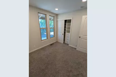 225 Red Oak Dr N, Sunnyvale, CA 94086 - Photo 22