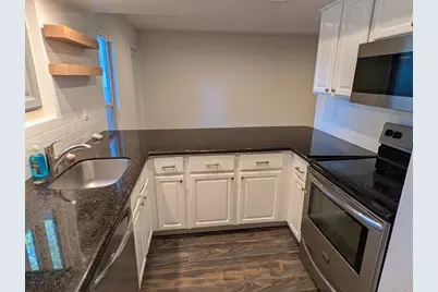 225 Red Oak Dr N, Sunnyvale, CA 94086 - Photo 10