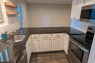 225 Red Oak Dr N, Sunnyvale, CA 94086 - Photo 10