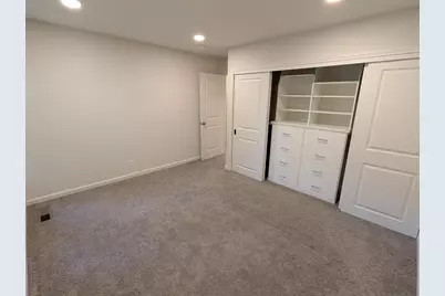 225 Red Oak Dr N, Sunnyvale, CA 94086 - Photo 24