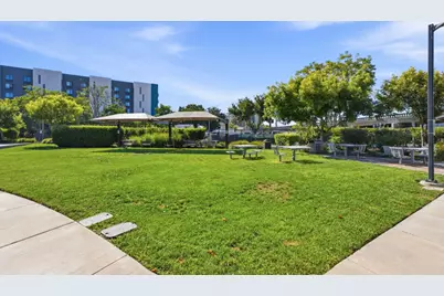 359 Bautista Pl, San Jose, CA 95126 - Photo 46