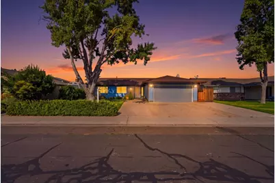 865 Locust Ave, Manteca, CA 95337 - Photo 1