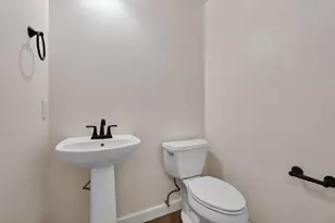 1537 Oyster Bay Ct, Salinas, CA 93906 - Photo 40