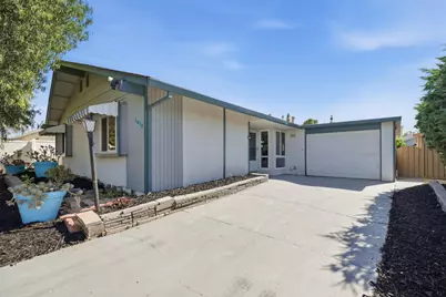 1610 Bluebell Dr, Livermore, CA 94551 - Photo 4