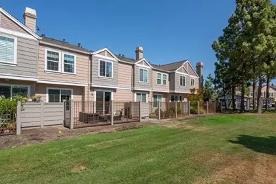 107 Positano Cir, Redwood City, CA 94065 - Photo 24