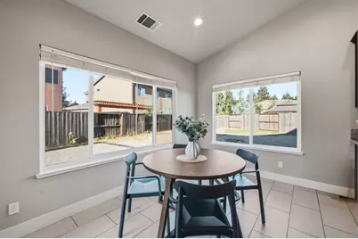 1258 Heavenly Cir, Stockton, CA 95209 - Photo 16