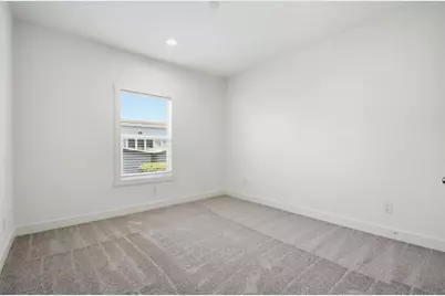 29428 Middleborough 151, Hayward, CA 94544 - Photo 16