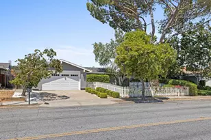 8395 Westwood Dr, Gilroy, CA 95020 - Photo 2