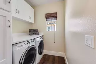 90 Castillo Ln, Milpitas, CA 95035 - Photo 22