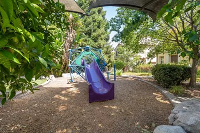 90 Castillo Ln, Milpitas, CA 95035 - Photo 52