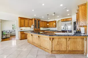 1515 S Ridgemark Dr, Hollister, CA 95023 - Photo 18