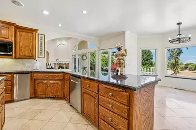 1515 S Ridgemark Dr, Hollister, CA 95023 - Photo 16