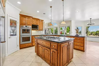 1515 S Ridgemark Dr, Hollister, CA 95023 - Photo 14