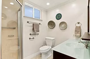 5441 Castle Manor Dr, San Jose, CA 95129 - Photo 30