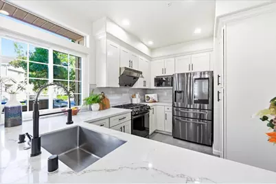 506 Porpoise Bay Ter A, Sunnyvale, CA 94089 - Photo 14