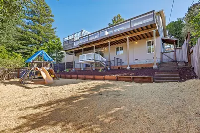 1512 Alturas Dr, Burlingame, CA 94010 - Photo 34