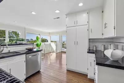 1512 Alturas Dr, Burlingame, CA 94010 - Photo 10