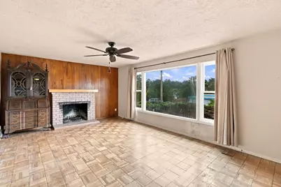 61 Work Ave, Del Rey Oaks, CA 93940 - Photo 4