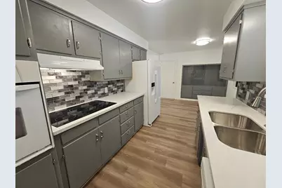 4418 Euclid Ave, Sacramento, CA 95822 - Photo 6
