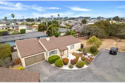 3080 Crumpton Ln 21, Marina, CA 93933 - Photo 1