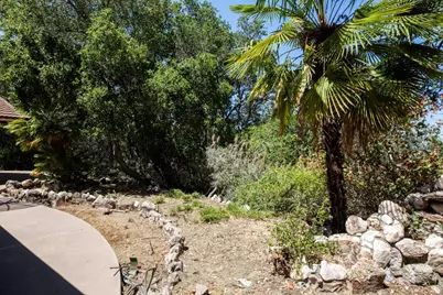 11450 Summit Wood Rd, Los Altos Hills, CA 94022 - Photo 10