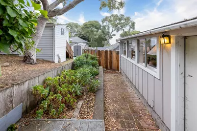 226 Walnut St, Pacific Grove, CA 93950 - Photo 40