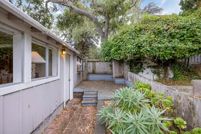 226 Walnut St, Pacific Grove, CA 93950 - Photo 38