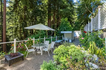 16855 Redwood Lodge Rd, Los Gatos, CA 95033 - Photo 18