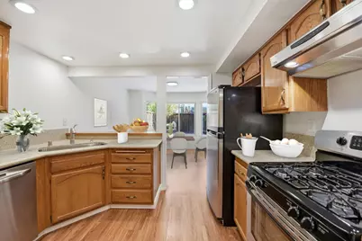 33866 Gannet Ter, Fremont, CA 94555 - Photo 8